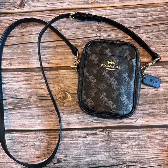 Coach Phoebe Horse & Carriage Crossbody - Picture 9 of 12